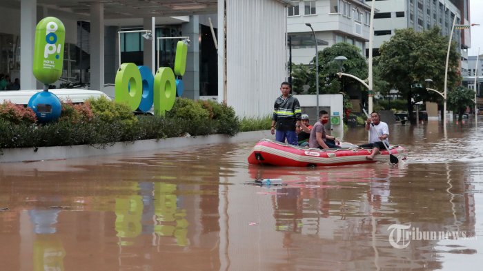 Kalau Jakarta Banjir Kita Jangan Nyalahin Airnya Babe Idin